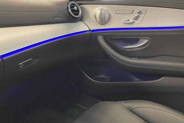 Mercedes-Benz E-estate 200 AMG Pano| 360° Camera| Burnmester| Memory| Leder| Trekhaak| Sfeer