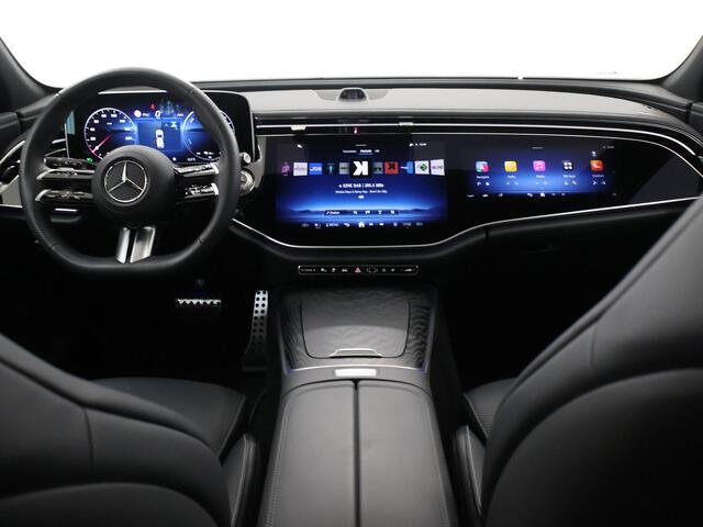 Mercedes-Benz E-estate 300 e Sport Edition | Hyperscreen | AMG | Panoramadak | Digital light | 20" lichtmetalen velgen |