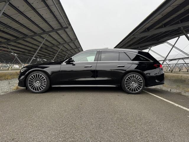 Mercedes-Benz E-estate 300e Sport Edition | Panoramaschuifdak | Trekhaak | Premium Pakket | 360°-camera | MBUX Superscreen | Burmester |