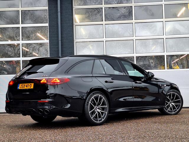 Mercedes-Benz E-estate AMG 53 HYBRID 4MATIC+ | Panoramadak | Burmester | Trekhaak | Massage stoelen incl. memory | Rijassistentiepakket | Superscreen | Head-up Display | DIGITAL LIGHT | Keyless-GO | Elektrische achterklep