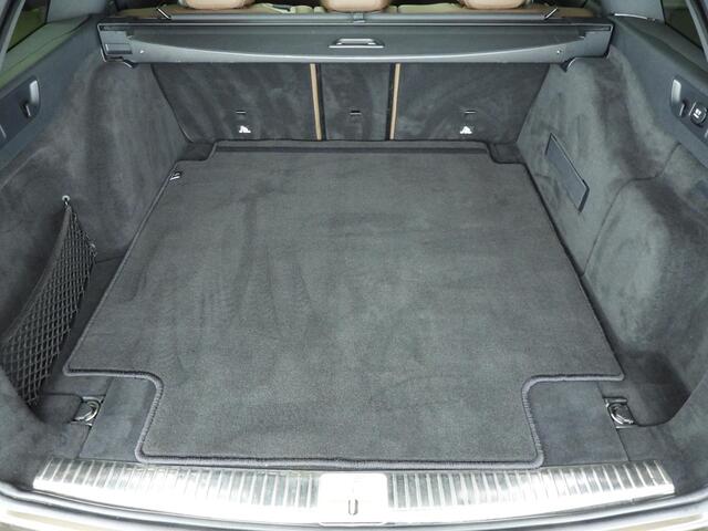 Mercedes-Benz E-estate AMG 63 4MATIC Premium Plus | Burmester | Pano | HUD | Dealer onderhouden