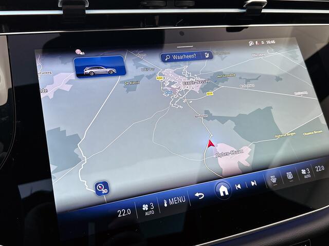 Mercedes-Benz E-estate 300 e Sport Edition | Premium | Nightpakket | Lederpakket | Rijassistentiepakket Plus | Trekhaak | Panoramaschuifdak | 20 inch AMG velgen | Stoelventilatie voor | 360°-camera | Burmester® 4D sound system |