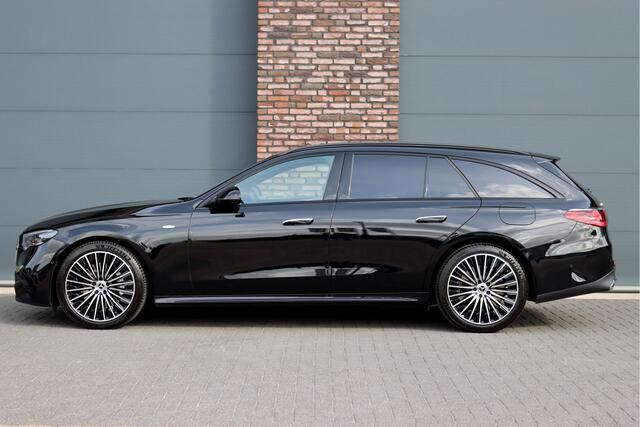 Mercedes-Benz E-estate 300 e AMG Line | Distronic+ | Memory | Burmester | Surround Camera | Trekhaak | Digital Light | Keyless Go | Zonweringspakket | Nightpakket |