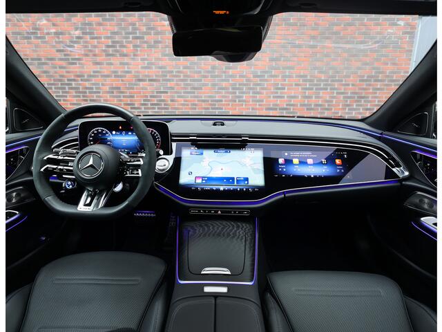 Mercedes-Benz E-estate AMG 53 4MATIC+ | Pano - Trekhaak - HUD - Vol!