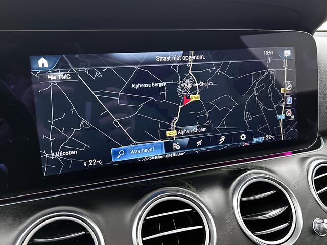 Mercedes-Benz E-estate 200 Avantgarde Premium | Trekhaak | Alarm SCM3 | Burmester Sound | Leder | Panorama schuifdak | Privacy Glass | Parkeerpakket met 360°-camera | NL 1e eigenaars auto | Inclusief 24 maanden Mercedes-Benz Certified garantie voor Europa.