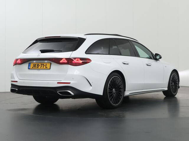 Mercedes-Benz E-estate 300 e AMG Night | Superscreen | Burmester 4D | Head up display | 360 camera | Panoramadak | Rij assistentiepakket |