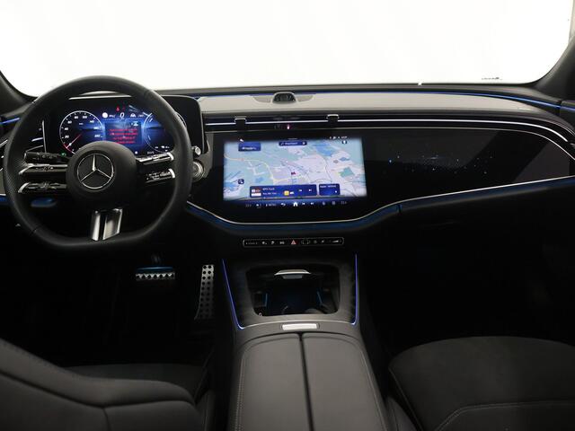 Mercedes-Benz E-estate 300 e AMG Night | Superscreen | Burmester 4D | Head up display | 360 camera | Panoramadak | Rij assistentiepakket |