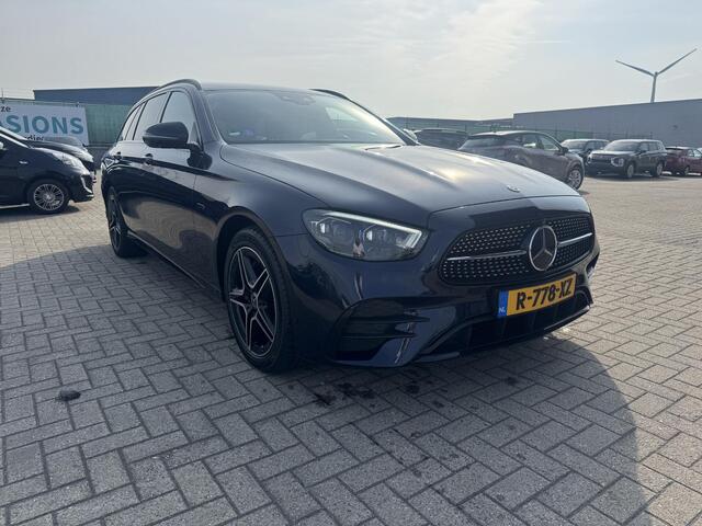 Mercedes-Benz E-estate 300 e AMG Line Panoramadak | Camera | trekhaak