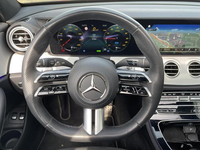 Mercedes-Benz E-estate 300 e AMG Line 18"/Trekhaak/Matrix LED/Schuif - kanteldak/Dodehoek/Camera/Elektrische klep/Apple Carplay & Android Auto