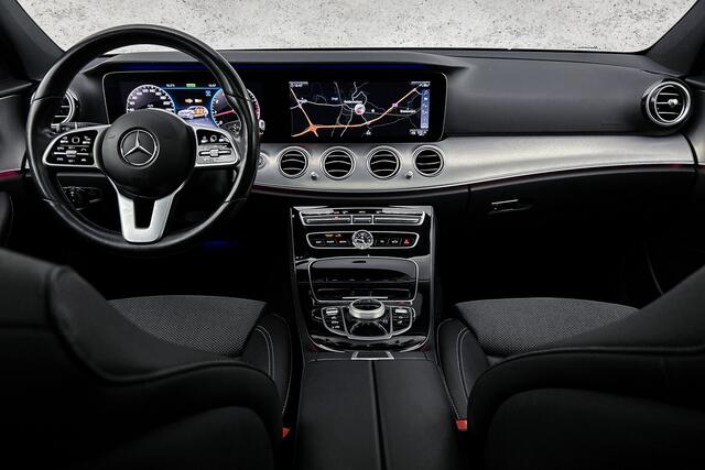 Mercedes-Benz E-estate 300 Premium Plus | Half leder | Stoelverwarming | Wegklapbare trekhaak | Camera