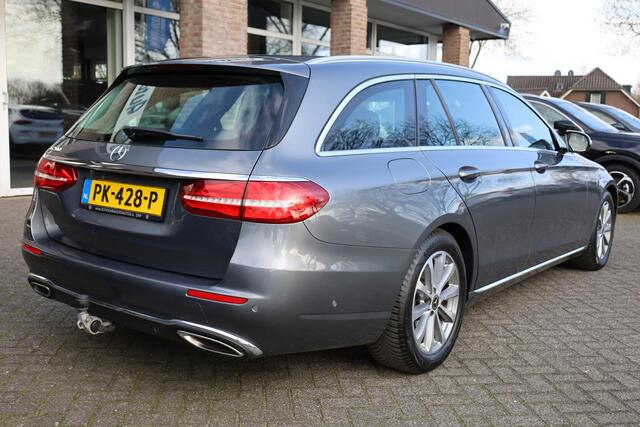 Mercedes-Benz E-estate 200 Business SFEERVERL. STOELVERW. TREKHAAK-INKLAPB. WIDESCREEN CAMERA CARPLAY HALF-LEER 2XPDC 17''LMV NAP ENZ..