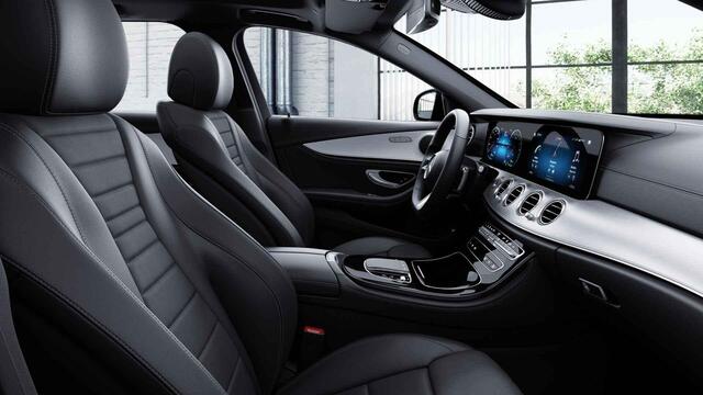 Mercedes-Benz E-estate 300 e AMG Line | Panoramadak | Widescreen | Lederen bekleding | Multibeam |