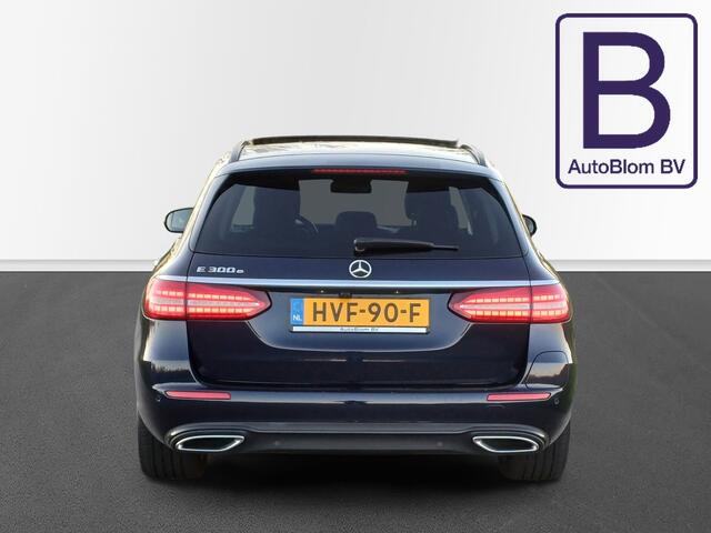 Mercedes-Benz E-estate 300 e Avantgarde /Pano/Cruise/18"/Sfeer/
