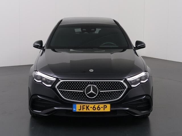 Mercedes-Benz E-estate 300 e AMG Line | Night | Panoramadak | Trekhaak | Burmester | Memory | 360 camera | Winter pakket | Rij assistentiepakket |