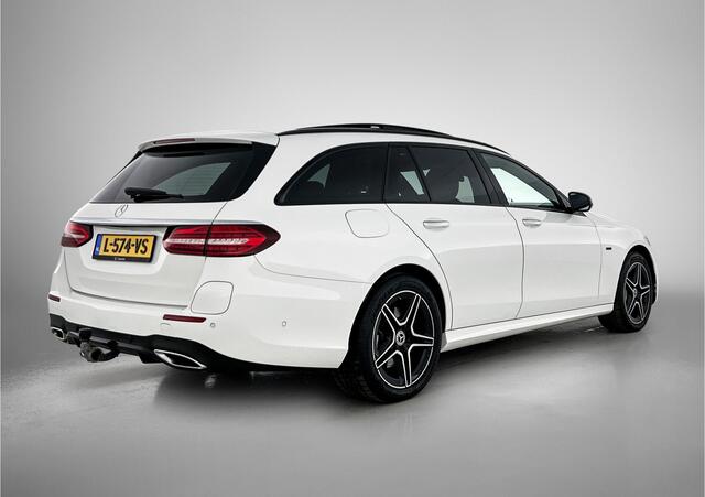 Mercedes-Benz E-estate 300 e AMG Line AMG Styling Inclusief 24 maanden Mercedes-Benz Certified garantie voor Europa.