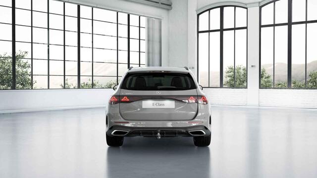 Mercedes-Benz E-estate 300 e AMG Line | Premium pakket | Rij assistentie | Panoramadak | 20 inch | Trekhaak | Night pakket | Winter pakket |