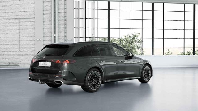 Mercedes-Benz E-estate 300 e Sport Edition | Hyperscreen | AMG | Night | Trekhaak | Panoramadak | Lederen bekleding |