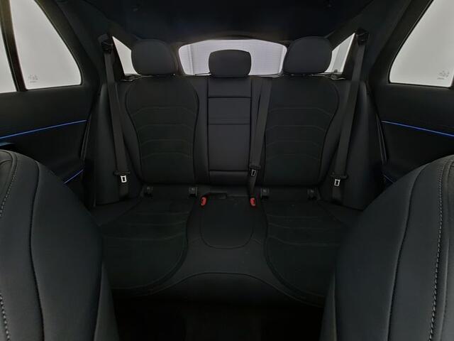 Mercedes-Benz E-estate 300 e AMG Line AMG Line | Night Pakket | Panorama Schuif-Kanteldak | MBUX Superscreen | 20 Inch AMG Velgen | Trekhaak \ Memory Pakket Voorstoelen. Inclusief 24 maanden Mercedes-Benz Certified garantie voor Europa.