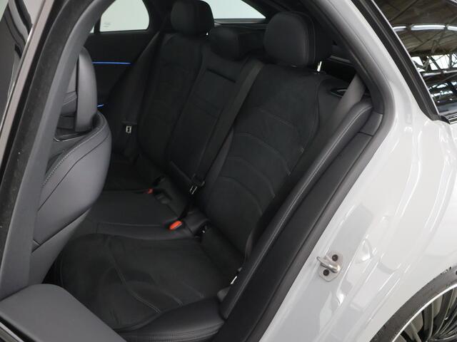 Mercedes-Benz E-estate 300 de Business Solution AMG | Superscreen | Head up display | Panoramadak | Trekhaak | Digital light | Memory | 360 camera |