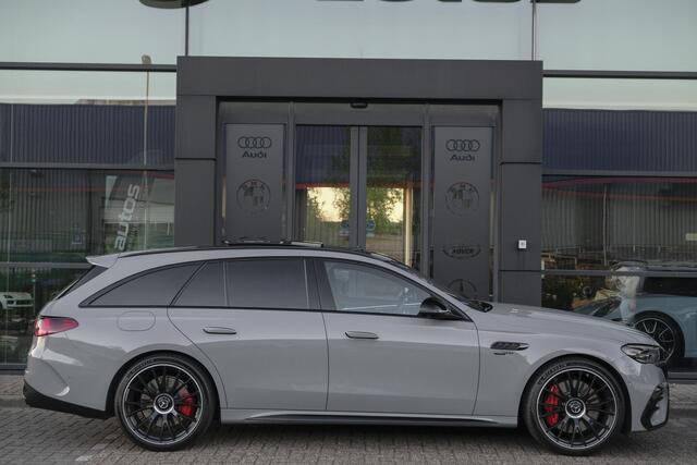 Mercedes-Benz E-estate E53 AMG 612pk 4MATIC+ Panoramadak *BTW* Burmester 4d Massage Superscreen Stoelkoeling Trekhaak BOMVOL!! Alpin grau