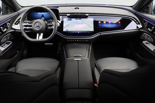 Mercedes-Benz E-estate 300 de 4MATIC AMG Line | Hyperscreen | Distronic+ | Zonweringpakket | Trekhaak | Stoelventilatie | HUD | 3D-Display | Burmester | Panoramadak |