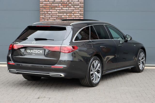 Mercedes-Benz E-estate 300 e Exclusive Line Premium+ | Hyperscreen | Luchtvering | Distronic | Nappa Leder | Stoelventilatie | 3D-Display | Trekhaak | Burmester | Digital Light |