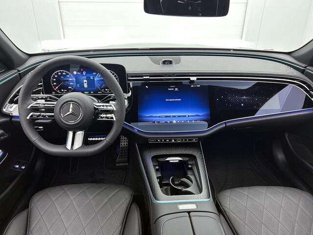 Mercedes-Benz E-estate 300 e Business Solution AMG | Premium pakket | Winterpakket | Nightpakket | Leder pakket | Trekhaak | Panoramaschuifdak | 20-inch multispaaks AMG velgen | 360° camera | GUARD 360° | Burmester® 4D surround sound system |