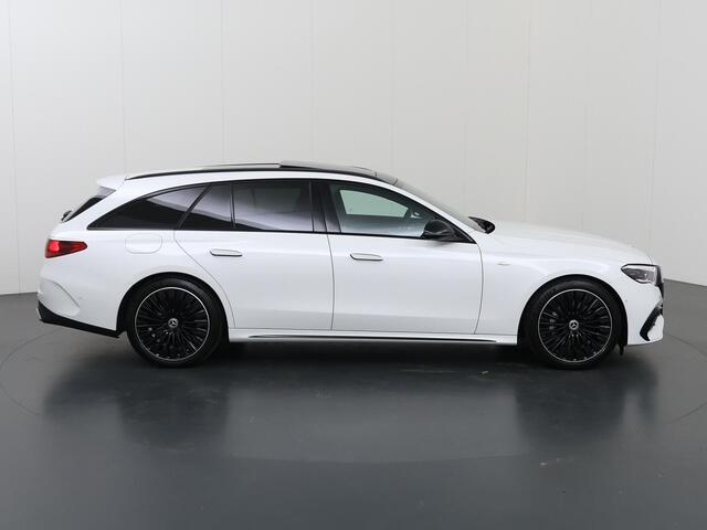 Mercedes-Benz E-estate 300 e AMG Night | Superscreen | Rijassistentiepakket | Panoramadak | Premium pakket | Leder pakket |