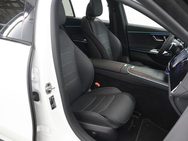 Mercedes-Benz E-estate 300 e AMG Night | Superscreen | Rijassistentiepakket | Panoramadak | Premium pakket | Leder pakket |