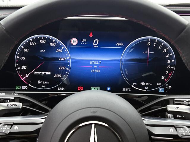 Mercedes-Benz E-estate Mercedes-AMG 53 4MATIC+ AMG Performance Sitz-Paket Advanced | AMG DYNAMIC PLUS Paket | Panorama Schuif-Kanteldak | Trekhaak. Inclusief 24 maanden Mercedes-Benz Certified garantie voor Europa.