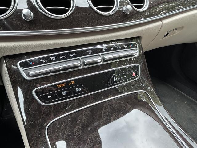 Mercedes-Benz E-estate 300e Exclusive // Burmester // Schuifdak // Trekhaak // Distronic // Rij Assistentiepakket // MultiBeam LED // Augmented Reality // Carplay