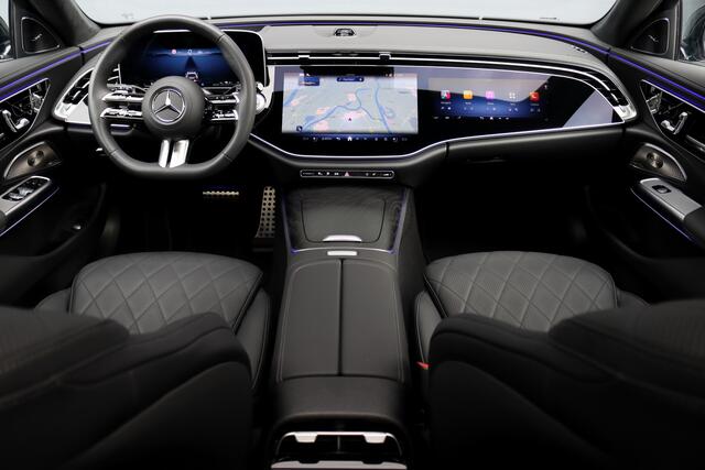 Mercedes-Benz E-estate 300 de 4MATIC AMG Line | Luchtvering | Hyperscreen | Distronic+ | HUD | Nappa Leder | Stoelventilatie | Vlakkenverwarming | Massage | 3D-Display |