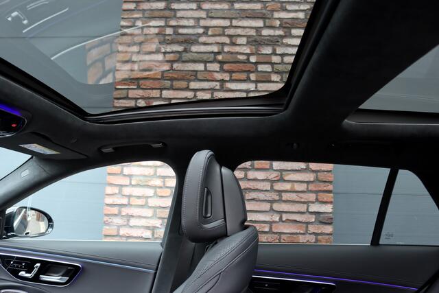 Mercedes-Benz E-estate 300 de 4MATIC AMG Line | Luchtvering | Hyperscreen | Distronic+ | HUD | Nappa Leder | Stoelventilatie | Vlakkenverwarming | Massage | 3D-Display |
