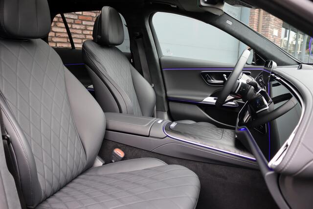 Mercedes-Benz E-estate 300 de 4MATIC AMG Line | Luchtvering | Hyperscreen | Distronic+ | HUD | Nappa Leder | Stoelventilatie | Vlakkenverwarming | Massage | 3D-Display |
