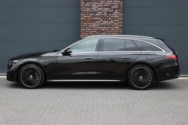 Mercedes-Benz E-estate 300 de 4MATIC AMG Line | Luchtvering | Hyperscreen | Distronic+ | HUD | Nappa Leder | Stoelventilatie | Vlakkenverwarming | Massage | 3D-Display |