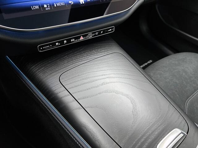 Mercedes-Benz E-estate 300 e Business Solution AMG | Winterpakket | Nightpakket | Comfortpakket Plus | Trekhaak | Panoramaschuifdak | 360° camera | 20-inch multispaak AMG velgen | GUARD 360° |