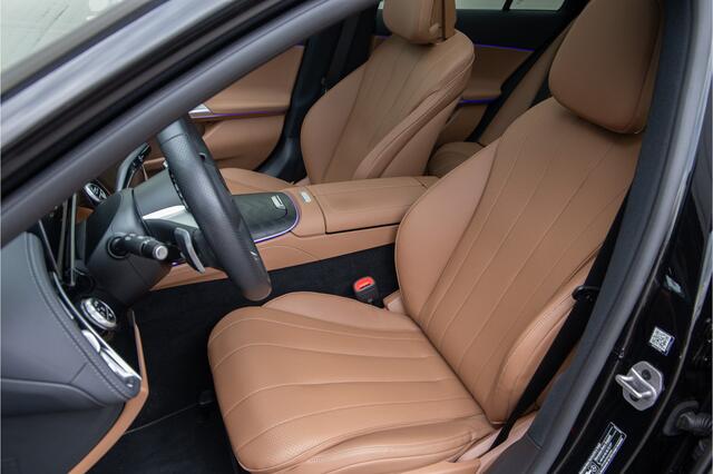 Mercedes-Benz E-estate 300 e AMG Premium, Hyperscreen, Distronic, Pano, Bruin Leder, Trekhaak, Nightpakket 2025