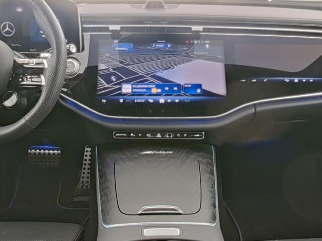 Mercedes-Benz E-estate Mercedes-AMG 53 4MATIC+ Premium Plus | MBUX Superscreen | Trekhaak | Panorama Schuif-Kanteldak | AMG Night Pakket. Inclusief 24 maanden MB Certified garantie voor Europa.