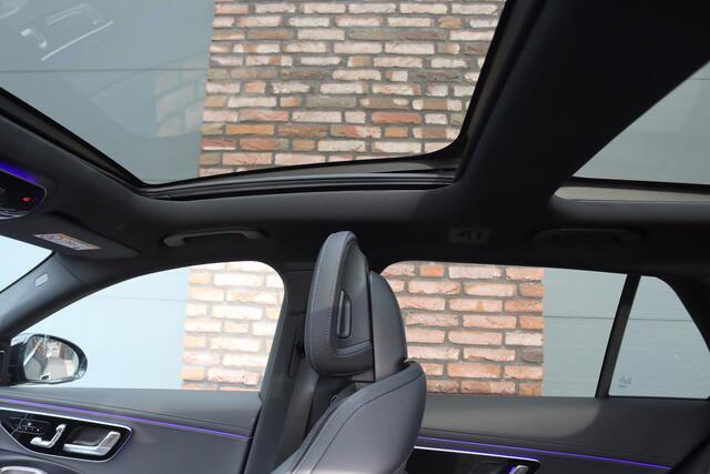 Mercedes-Benz E-estate 300 e AMG Line | Hyperscreen | Distronic+ | HUD | 3D-Display | Panoramadak | Burmester | Surround Camera | Trekhaak | Keyless Go |