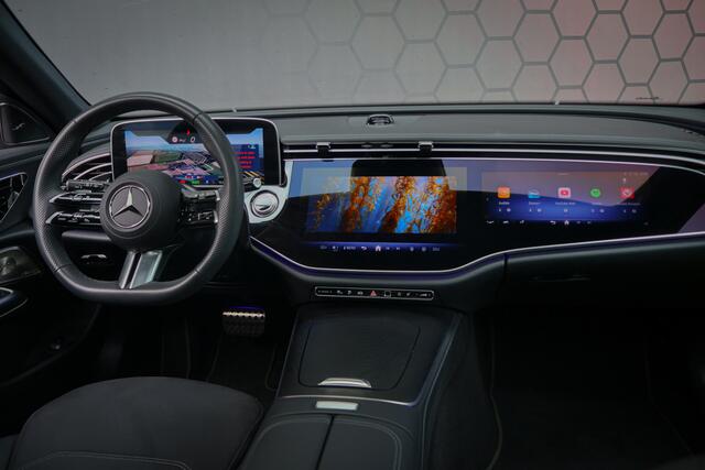 Mercedes-Benz E-estate 300e AMG LINE | BURMESTER 4D | SUPERSCREEN | PANORAMADAK | 20" | NIGHTPACK | DISTRONIC | PRIVACY GLASS | MANUFAKTUR ALPINE GRAU