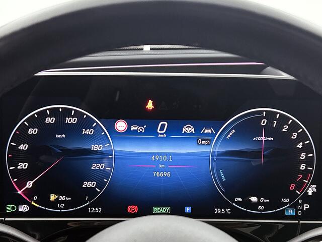 Mercedes-Benz E-estate 300 e AMG Line Trekhaak | Widesreen Cockpit | Multiespaaks 20 ionch AMG wielen | Panoramadak | AMG Styling Inclusief 24 maanden Mercedes-Benz Certified garantie voor Europa.