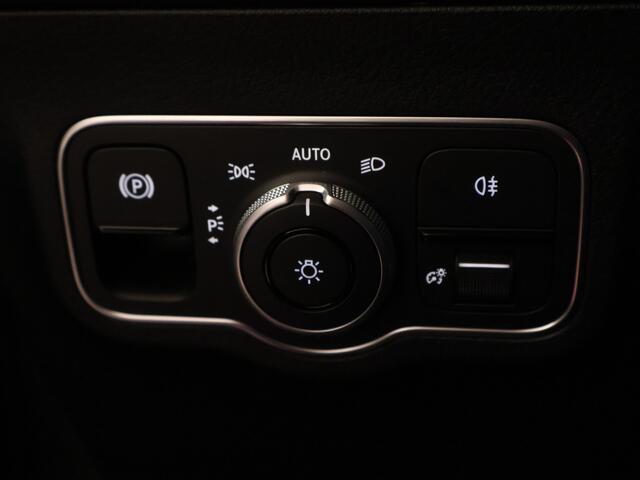Mercedes-Benz EQA 250+ AMG Line 71 kWh | Nightpakket | Winter pakket | Premium pakket | GUARD 360° Voertuigbescherming Plus | Dodehoekassistent | Extra USB-poorten | Parkeerpakket met 360°-camera | KEYLESS-GO comfort pakket |
