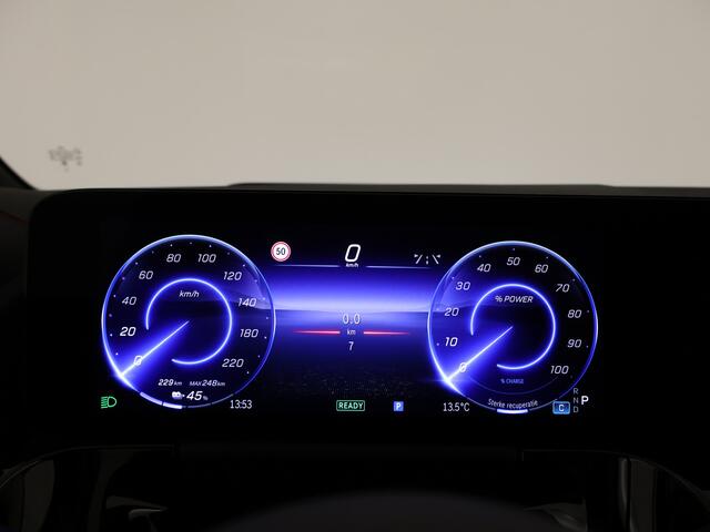 Mercedes-Benz EQA 250+ AMG Line 71 kWh | Nightpakket | Winter pakket | Premium pakket | GUARD 360° Voertuigbescherming Plus | Dodehoekassistent | Extra USB-poorten | Parkeerpakket met 360°-camera | KEYLESS-GO comfort pakket |