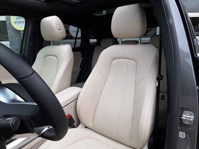 Mercedes-Benz EQA 250+ Luxury Line | Beige Interieur | Panoramadak | Trekhaak | Privacy Glas Achter | Sierdelen Lindehout Zwart | Dodehoekassistent | Apple CarPlay | Android Auto | Sfeerverlichting | Stoelverwarming | Elektrisch Inklapbare Buitenspiegels | Showmodel