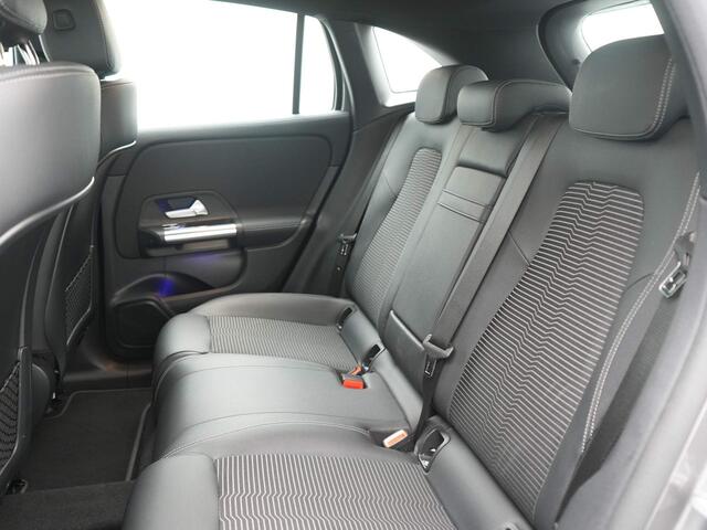 Mercedes-Benz EQA 250 Electric Art 67 kWh - All seasonbanden - Volledig Elektrisch