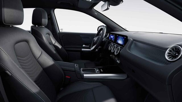 Mercedes-Benz EQA 250+ Luxury Line 71 kWh | Apple carplay | Stoelverwarming | Achteruitrijcamera |