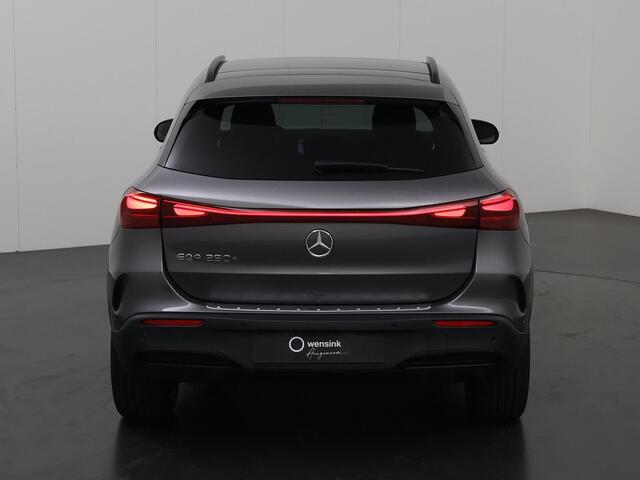 Mercedes-Benz EQA 250+ AMG Line 71 kWh | Premium Pakket | Panorama-schuifdak | Elektrische stoelen incl. Memory | Nightpakket | Apple Carplay/Android Auto |