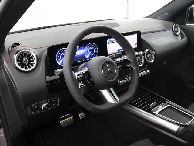 Mercedes-Benz EQA 250+ AMG Line 71 kWh | Premium Pakket | Panorama-schuifdak | Elektrische stoelen incl. Memory | Nightpakket | Apple Carplay/Android Auto |