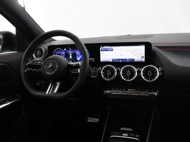 Mercedes-Benz EQA 250+ AMG Line 71 kWh | Premium Pakket | Panorama-schuifdak | Elektrische stoelen incl. Memory | Nightpakket | Apple Carplay/Android Auto |