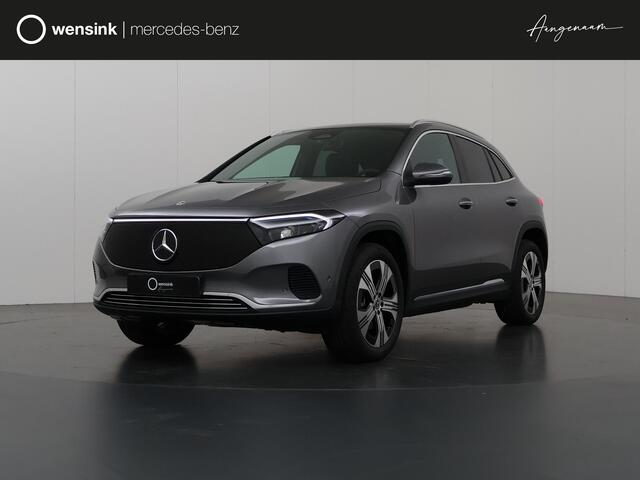 Mercedes-Benz EQA 250+ Luxury Line | Panoramadak | Sfeerverlichting | Trekhaak | Keyless Go | 19 Inch | Getint Glas | Carplay